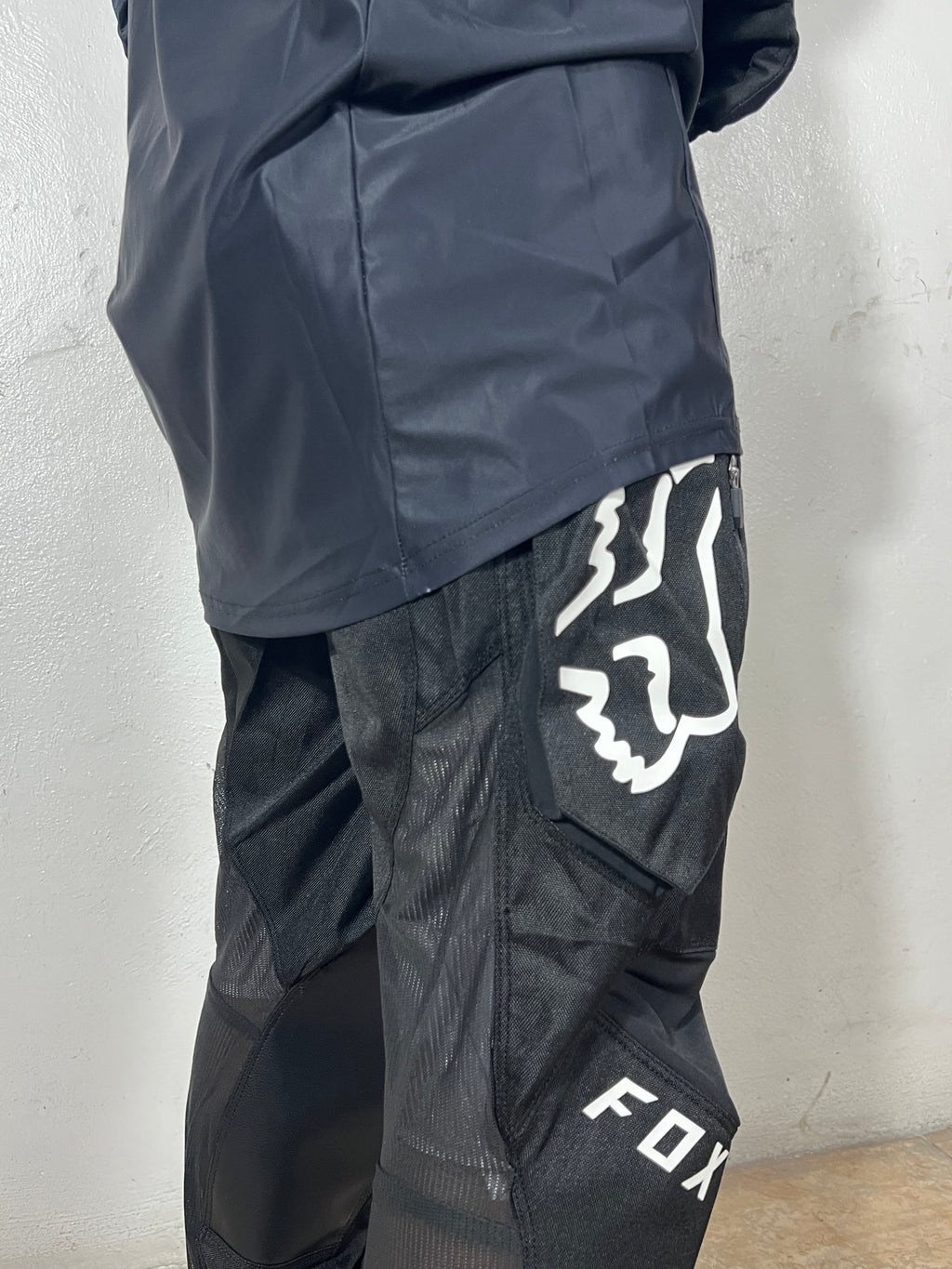 Traje Fox 16