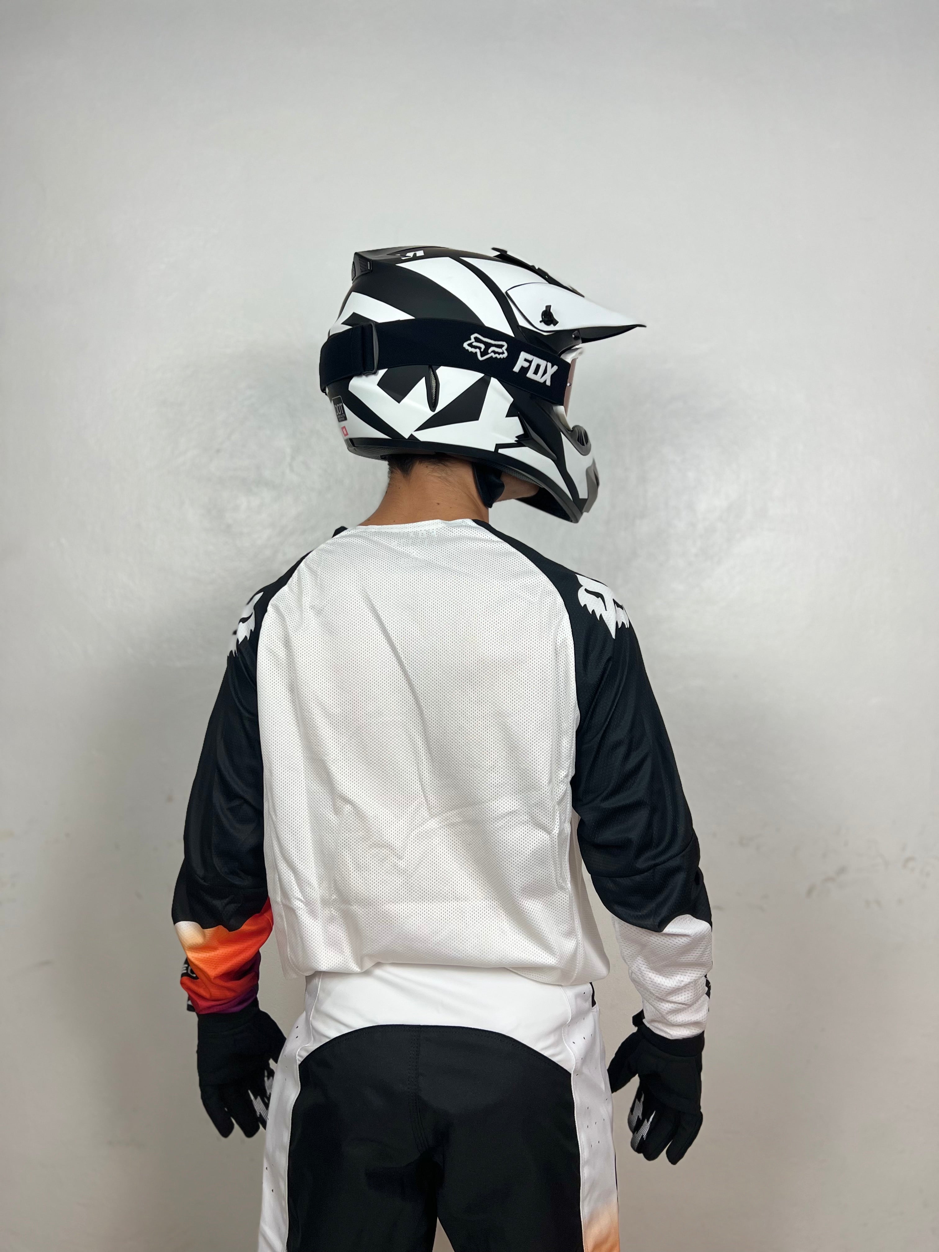 Traje Fox 09