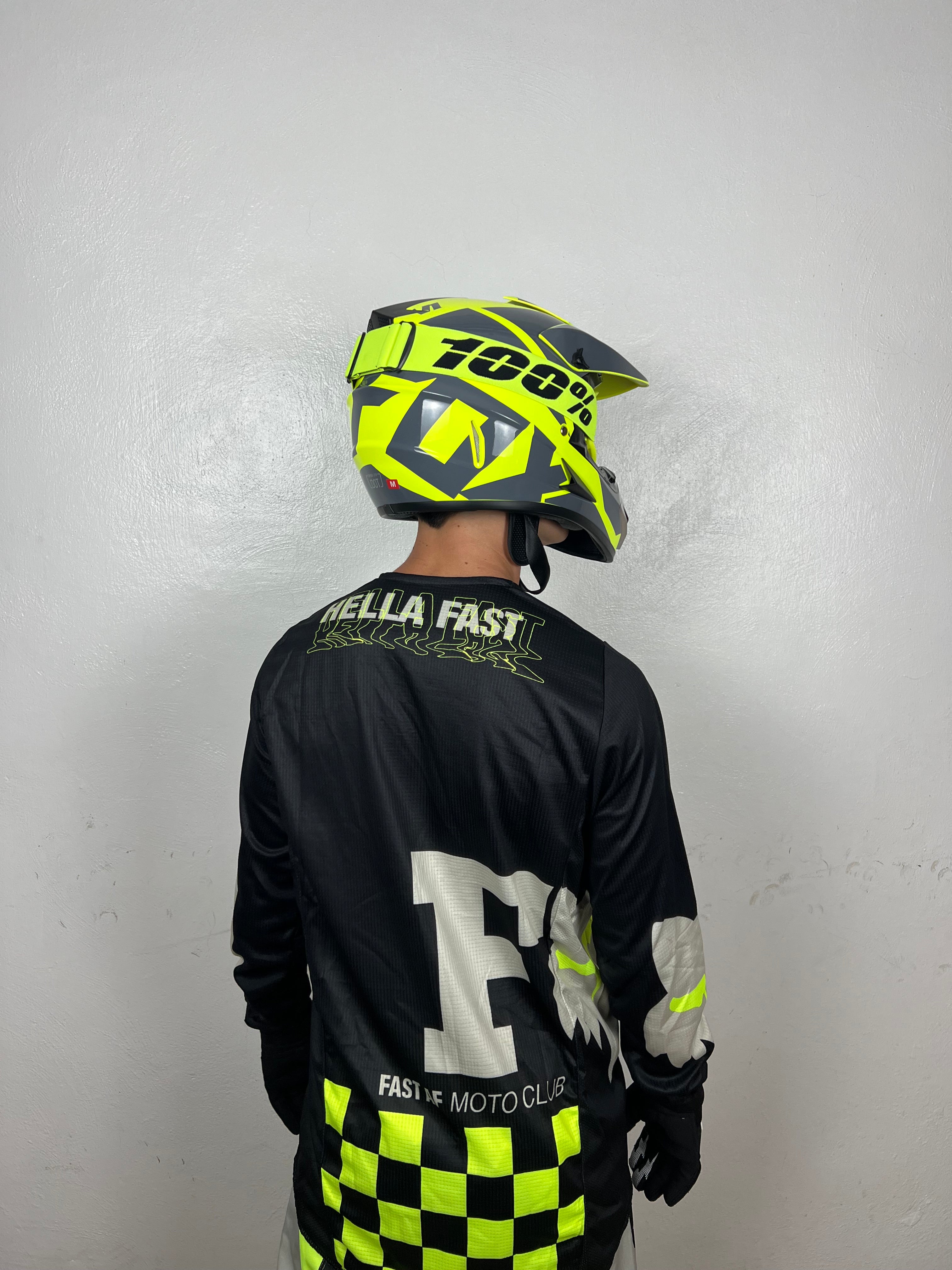 Traje Fox 07