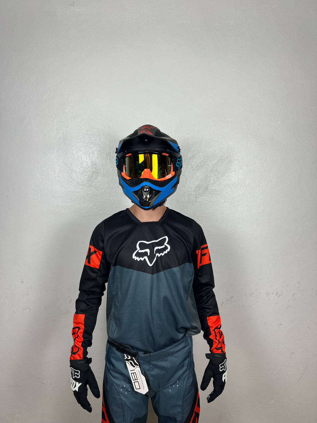 Traje Fox 03