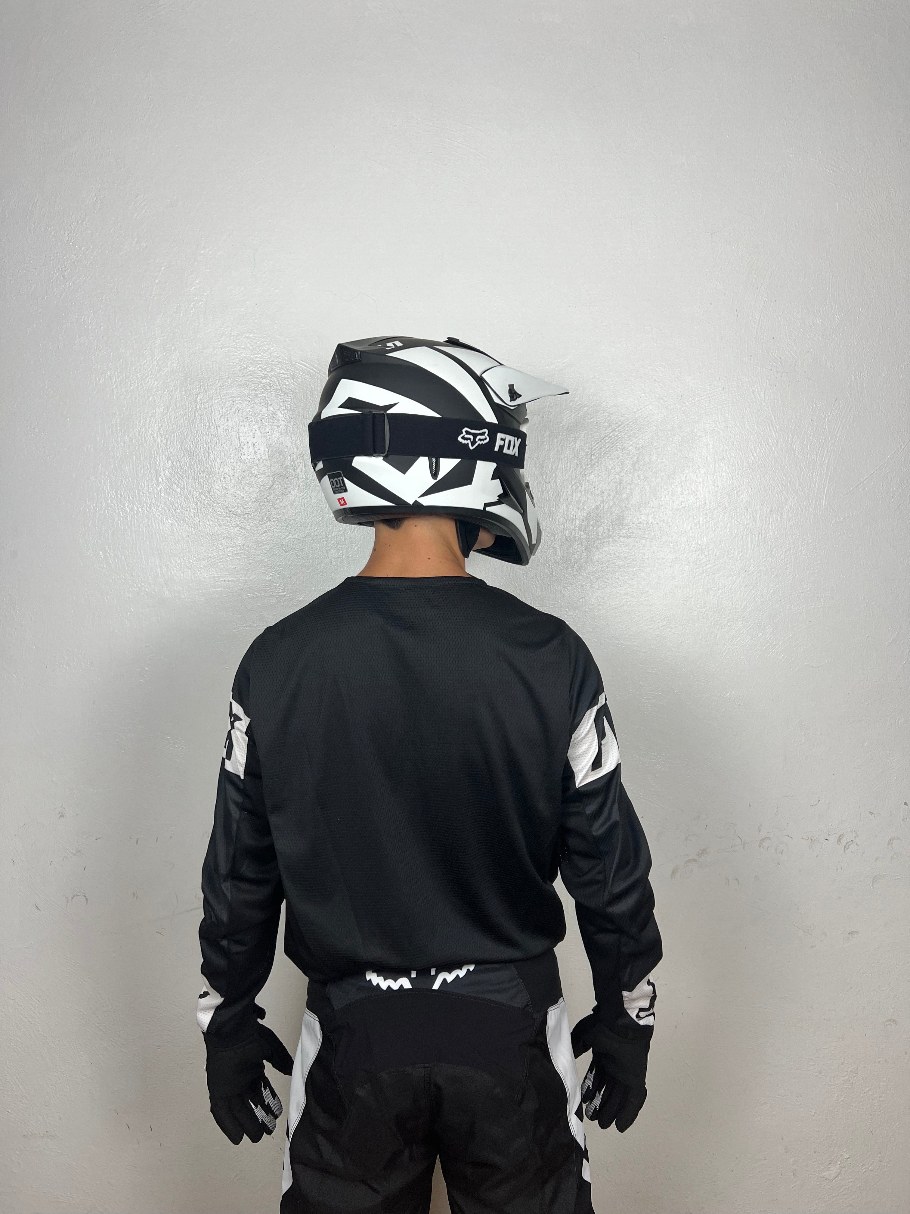 Traje Fox 01