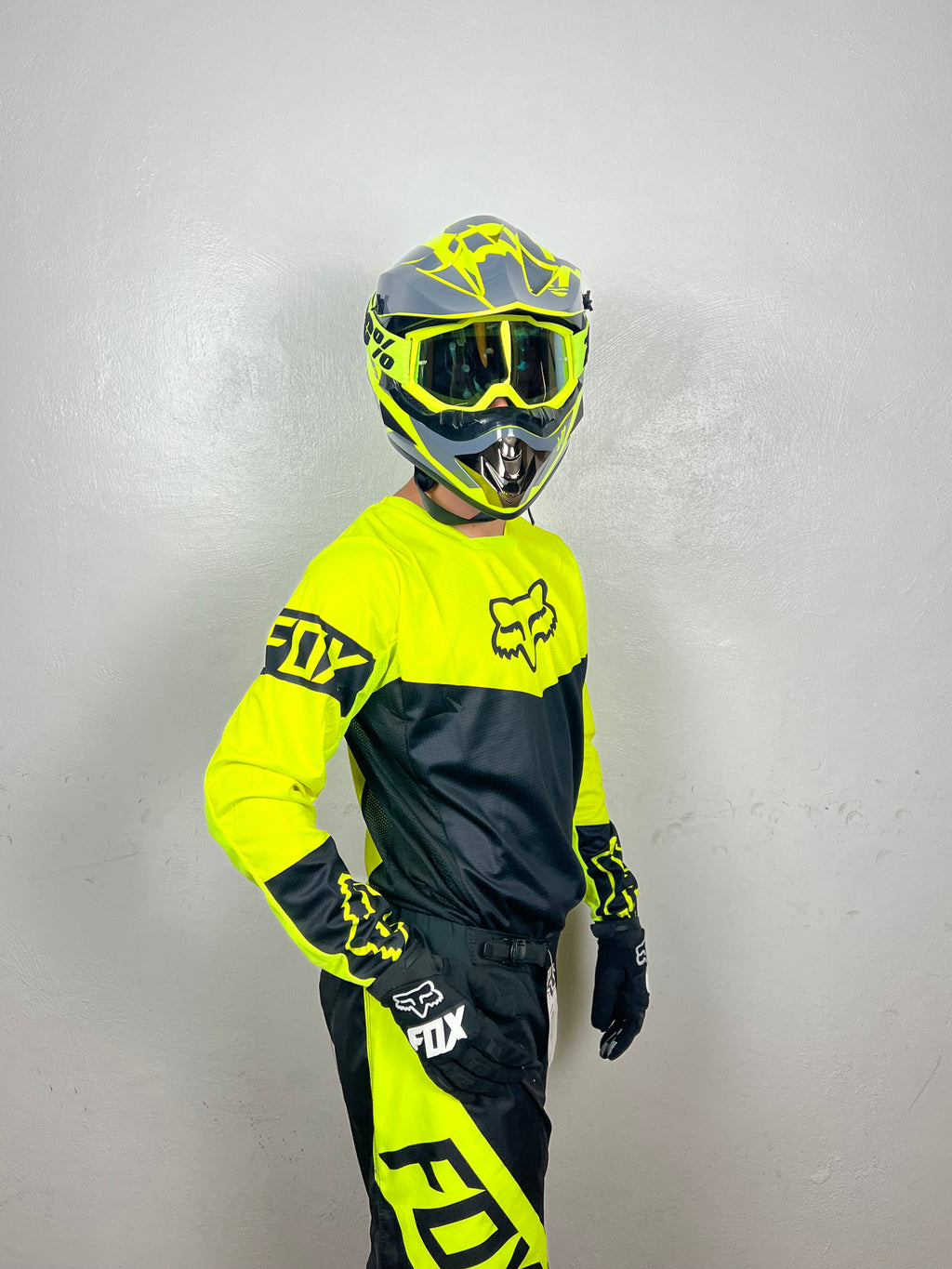Traje Fox 02