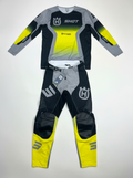 Traje Husqvarna Gris