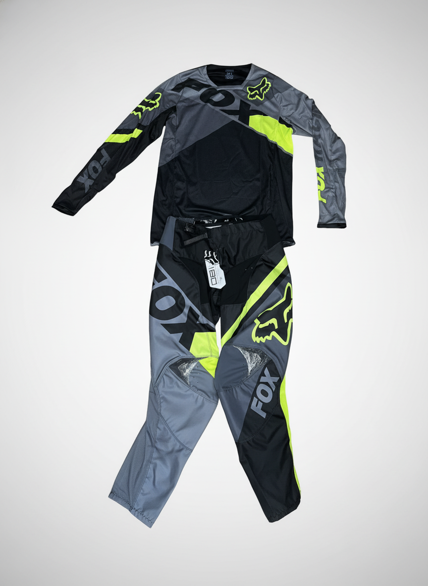 Traje Fox 11